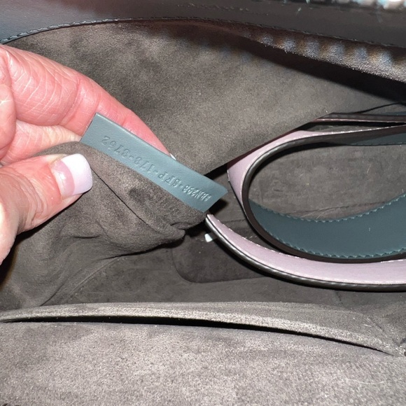 Medium Whipstitch Fendi Dotcom - Picture 7 of 8